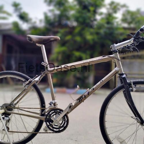 Miyata Elevation 8000 specificaties